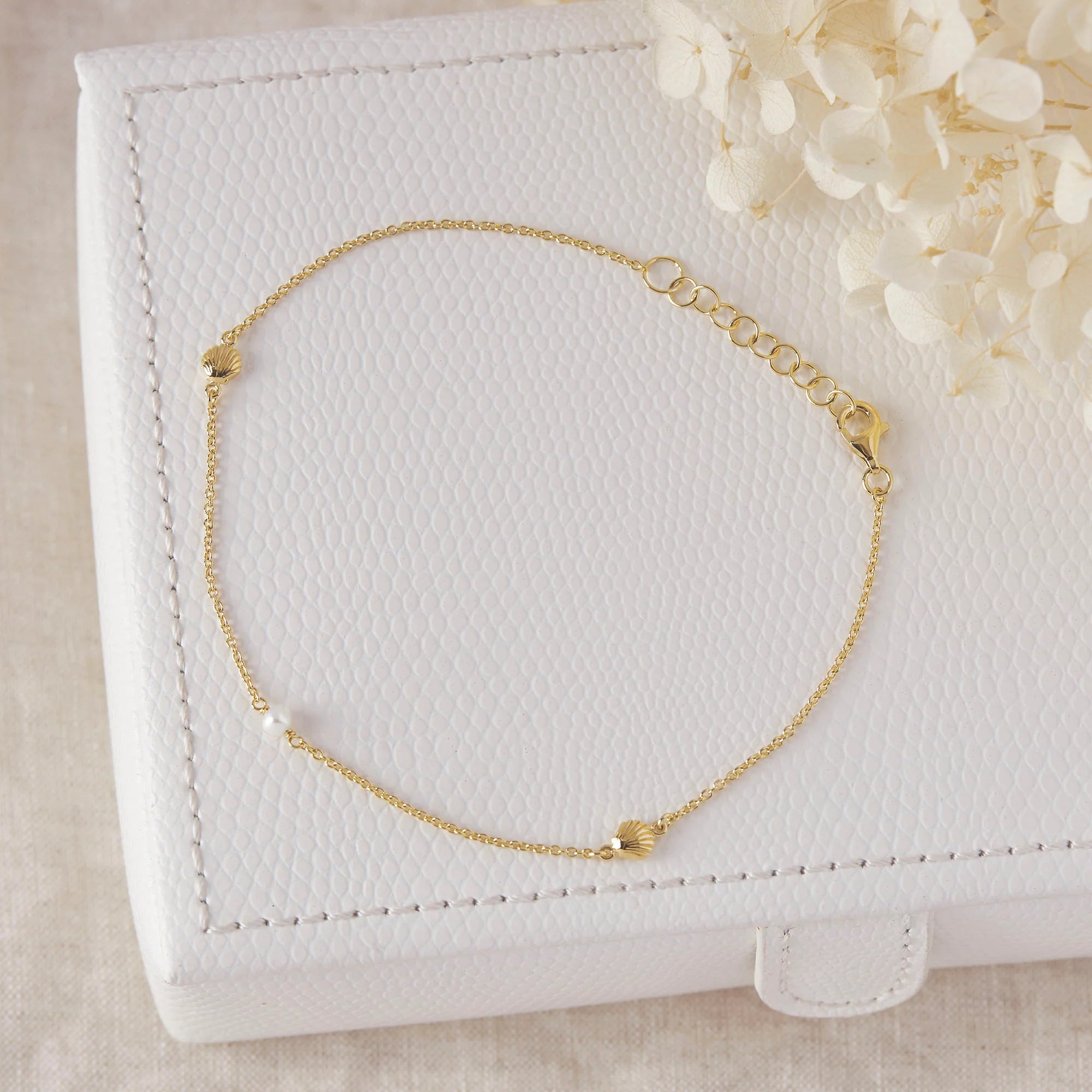 Oceanic Pearl Anklet Gold jewellery (view 3) - Mountain Dreads