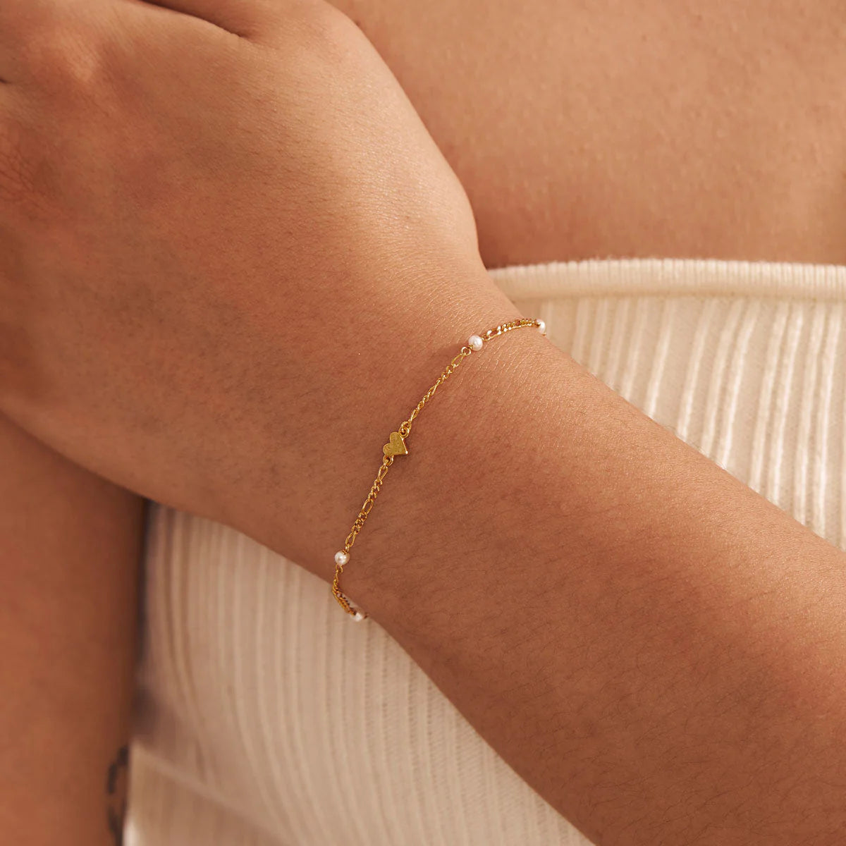 Gold Aphrodite Heart Bracelet