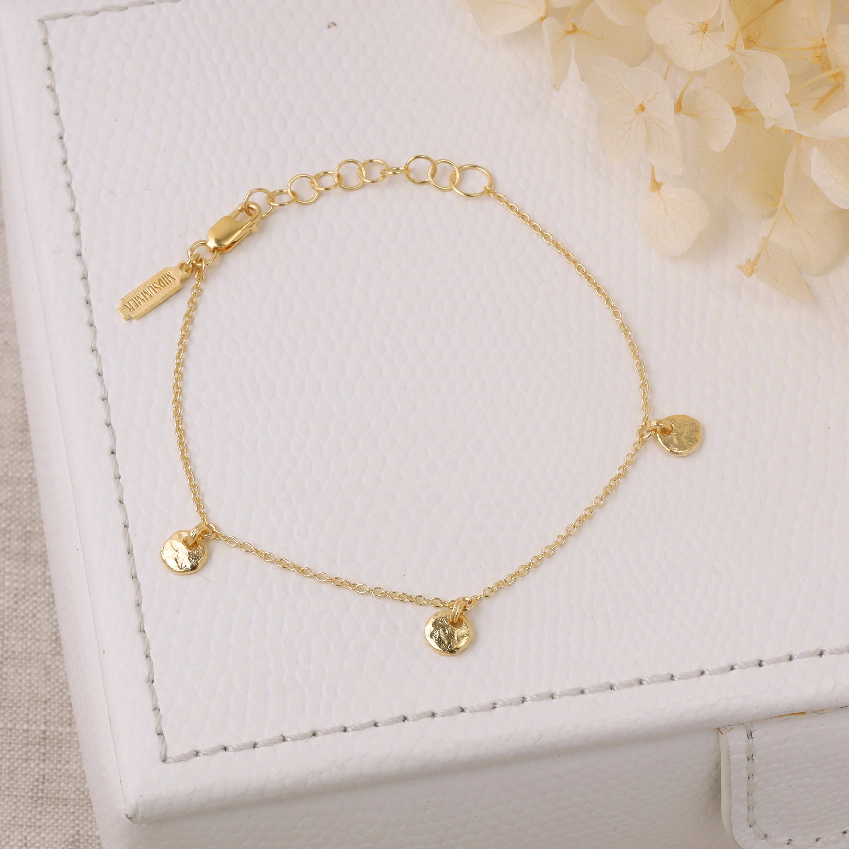 Aura Bracelet Gold (view 3) - Mountain Dreads