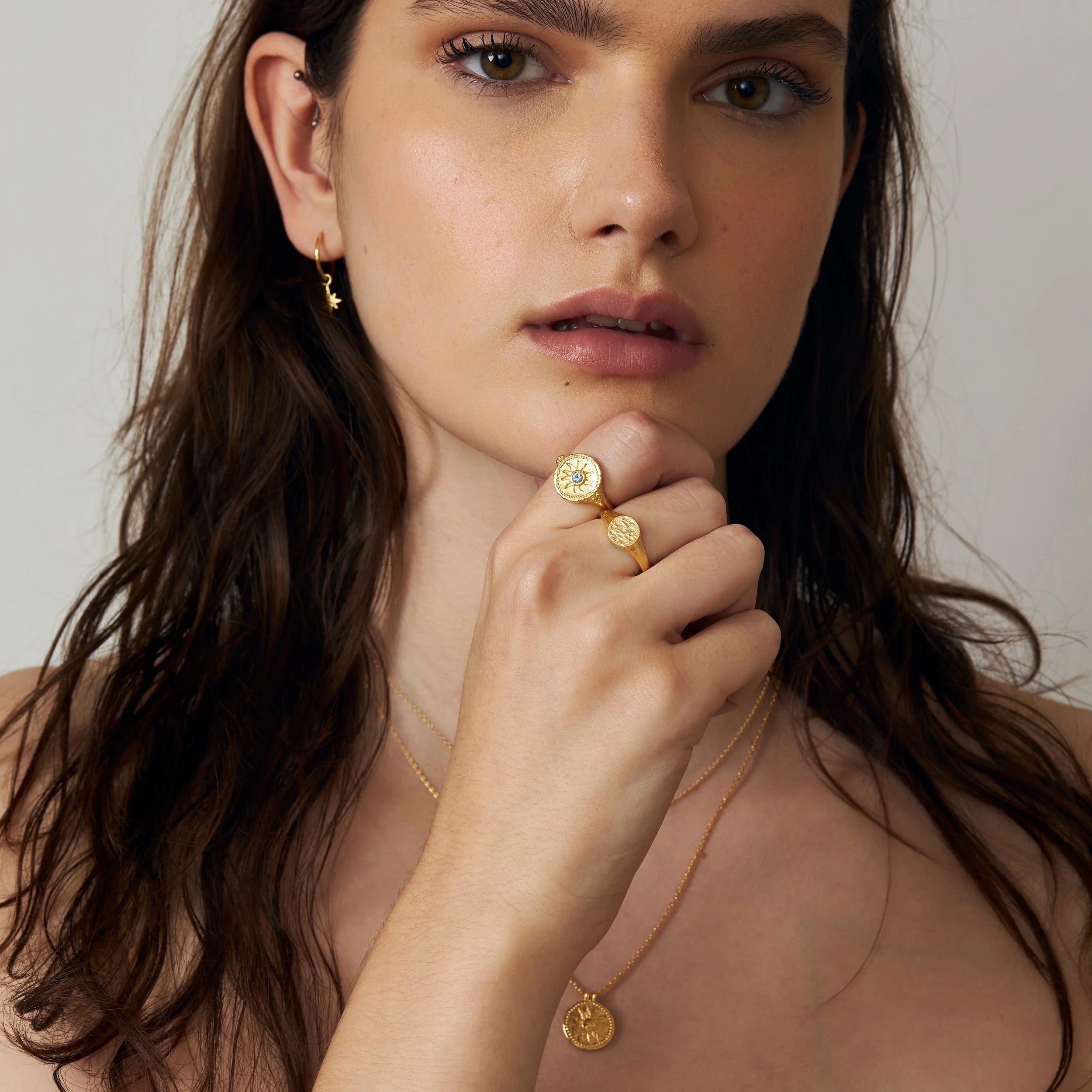 Astra Huggies Gold jewellery (view 3) - Mountain Dreads