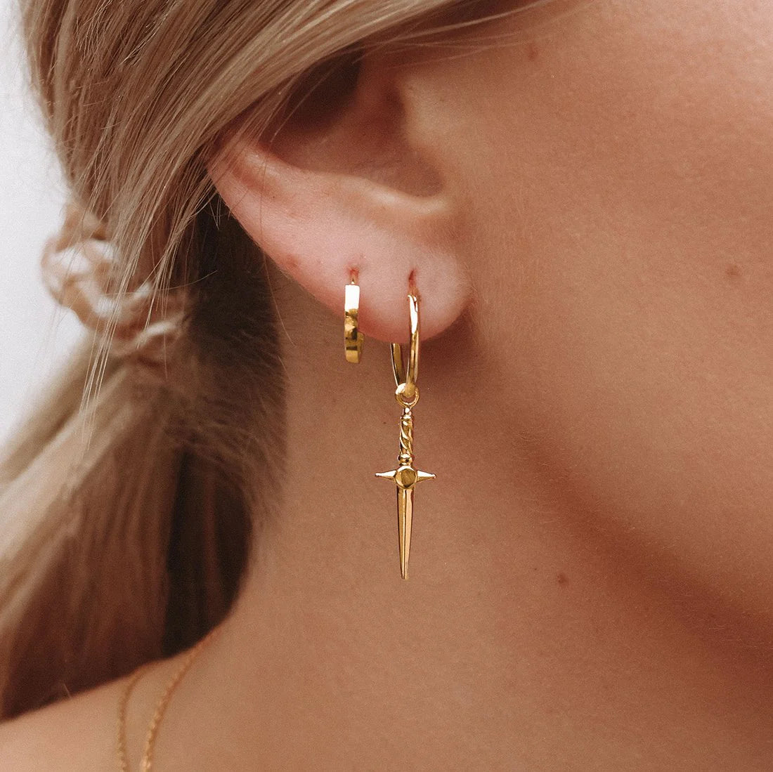 Cosmic Dagger Sleepers Gold jewellery - Mountain Dreads