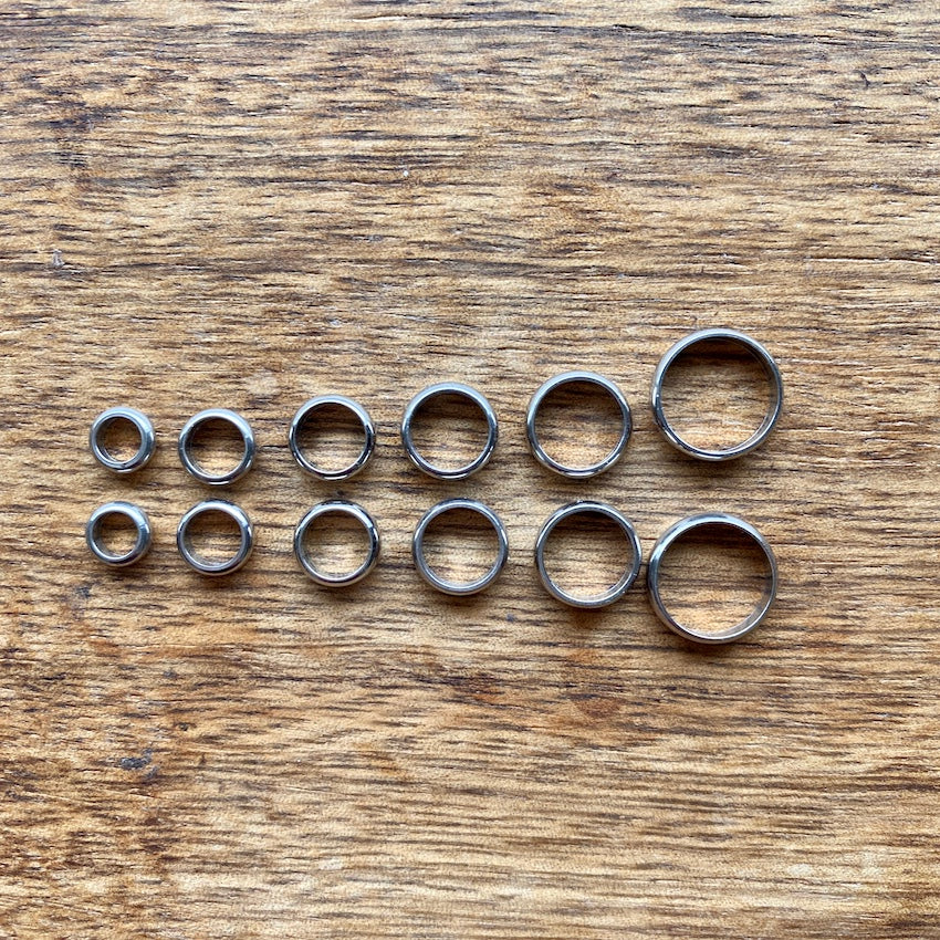 Sample Bead Sizes, set of 12 (view 3) - Mountain Dreads