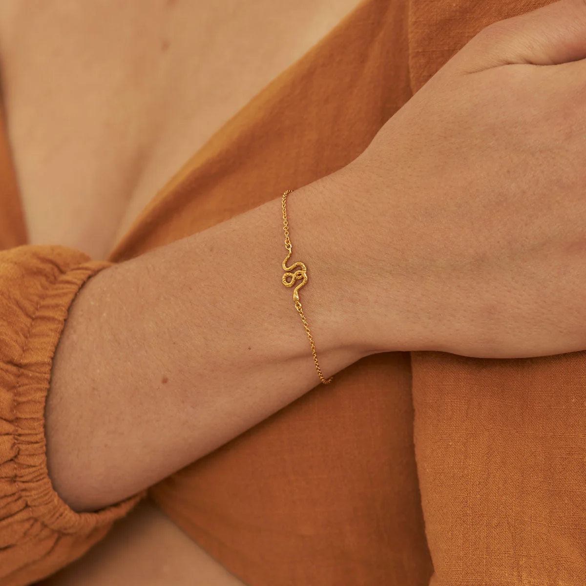 Serpent Bracelet Gold