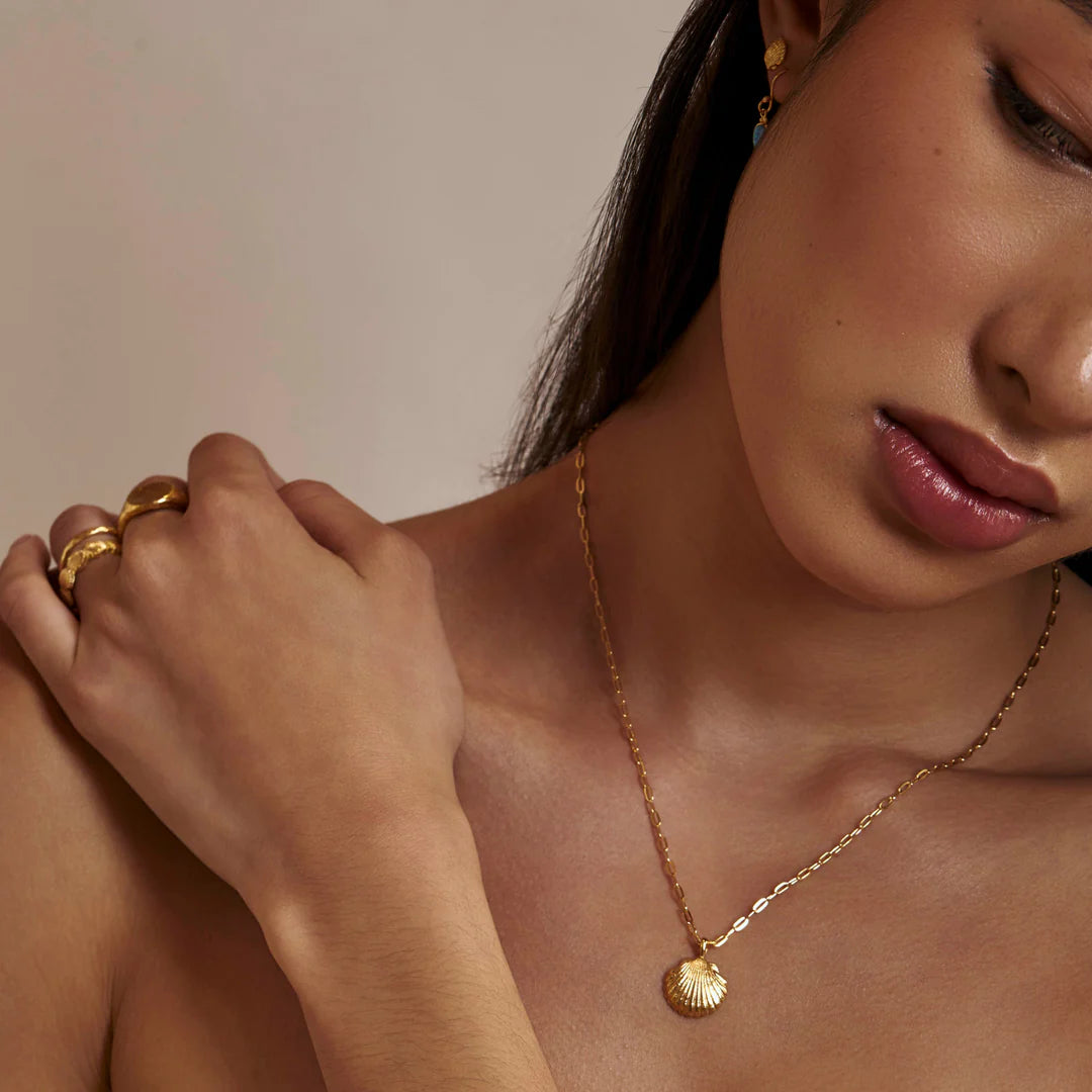Sandshell Necklace Gold