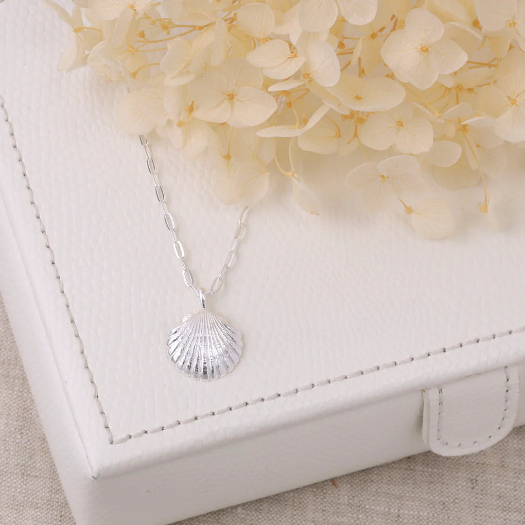 Sterling Silver | Sandshell Necklace