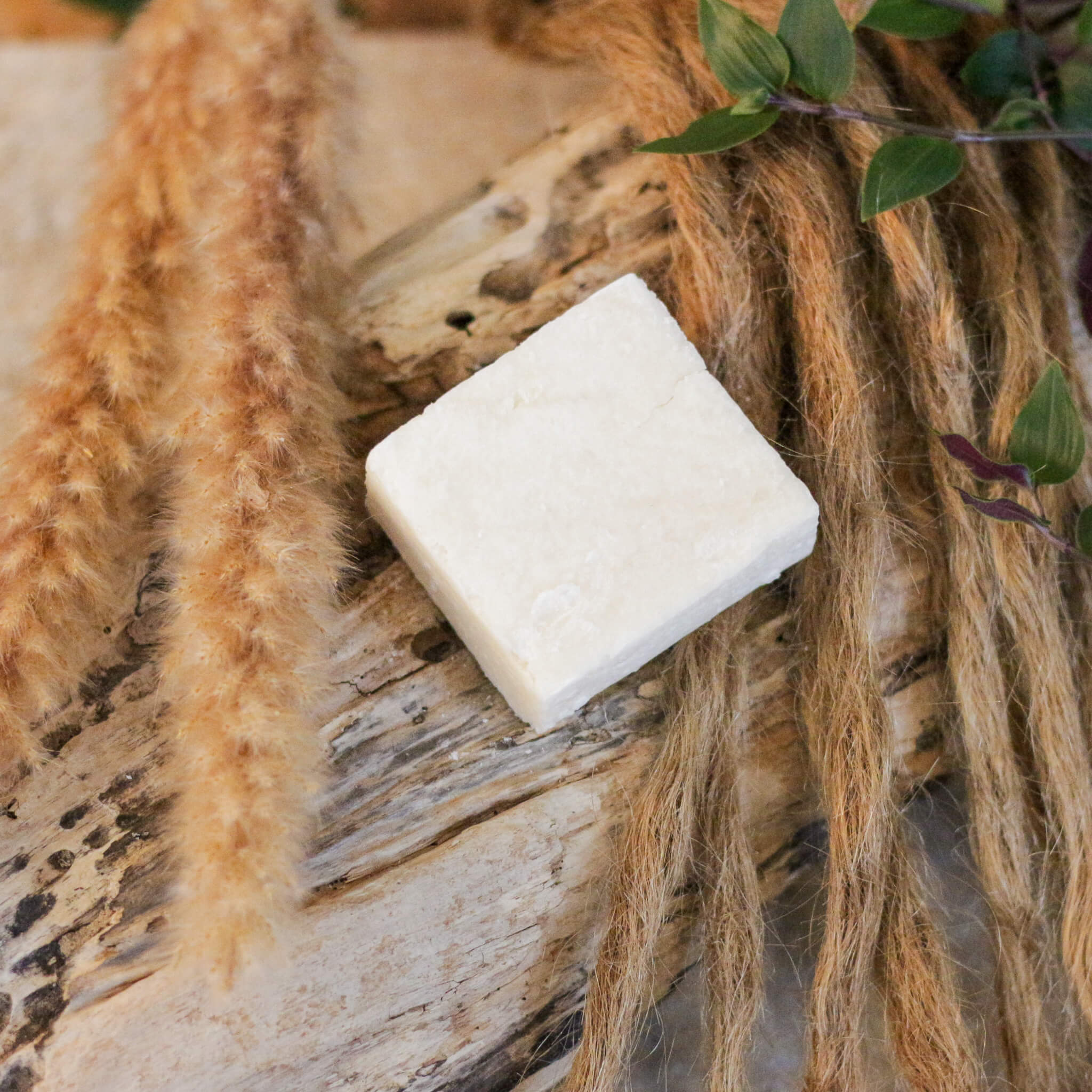 Raw Roots Hydrating Dreadlock Shampoo Bar - Velvet Bloom (view 3) - Mountain Dreads