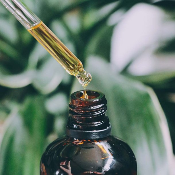 Raw Roots Hydrating Oil